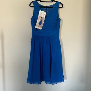NWT B2 by Jasmine sz 12 royal blue fit & flare style lined dress w/ flowy skirt.